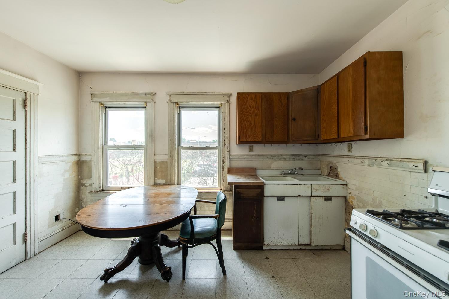 Single Family May Street Dutchess County, NY 12603, MLS-1016053-39