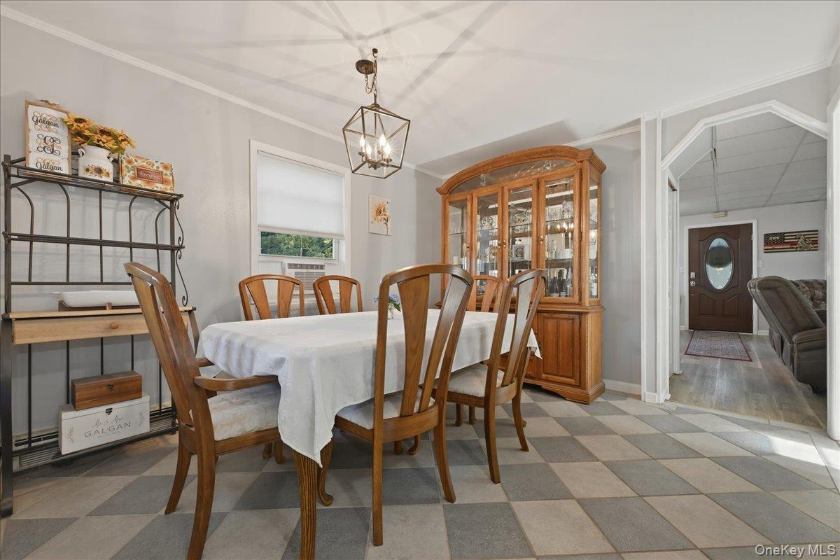 Single Family Thorne Street Suffolk County, NY 11779, MLS-1016062-11