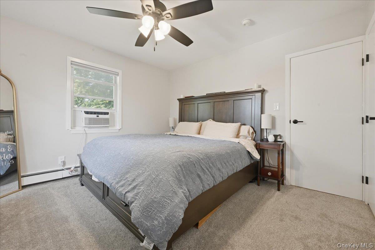 Single Family Thorne Street Suffolk County, NY 11779, MLS-1016062-17