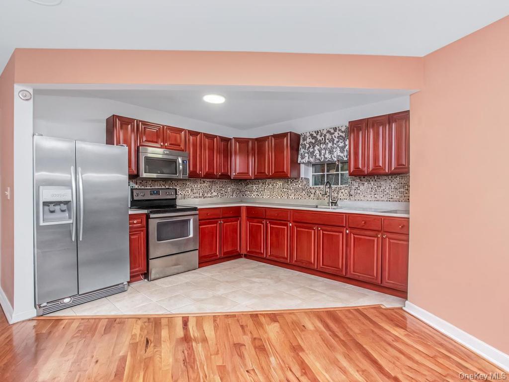 Single Family W Tremont Avenue Bronx, NY 10453, MLS-1016093-9