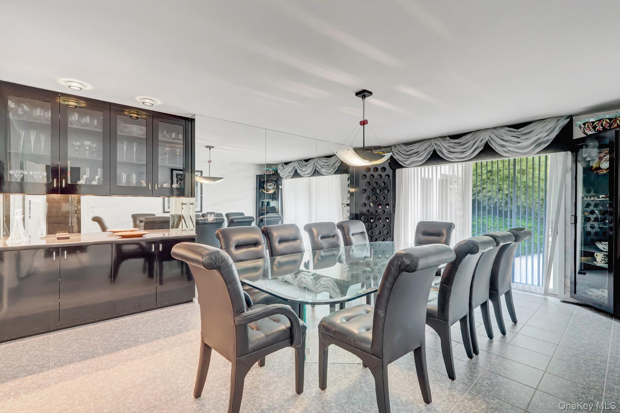 Single Family Plume Grass Way Suffolk County, NY 11977, MLS-1016100-16