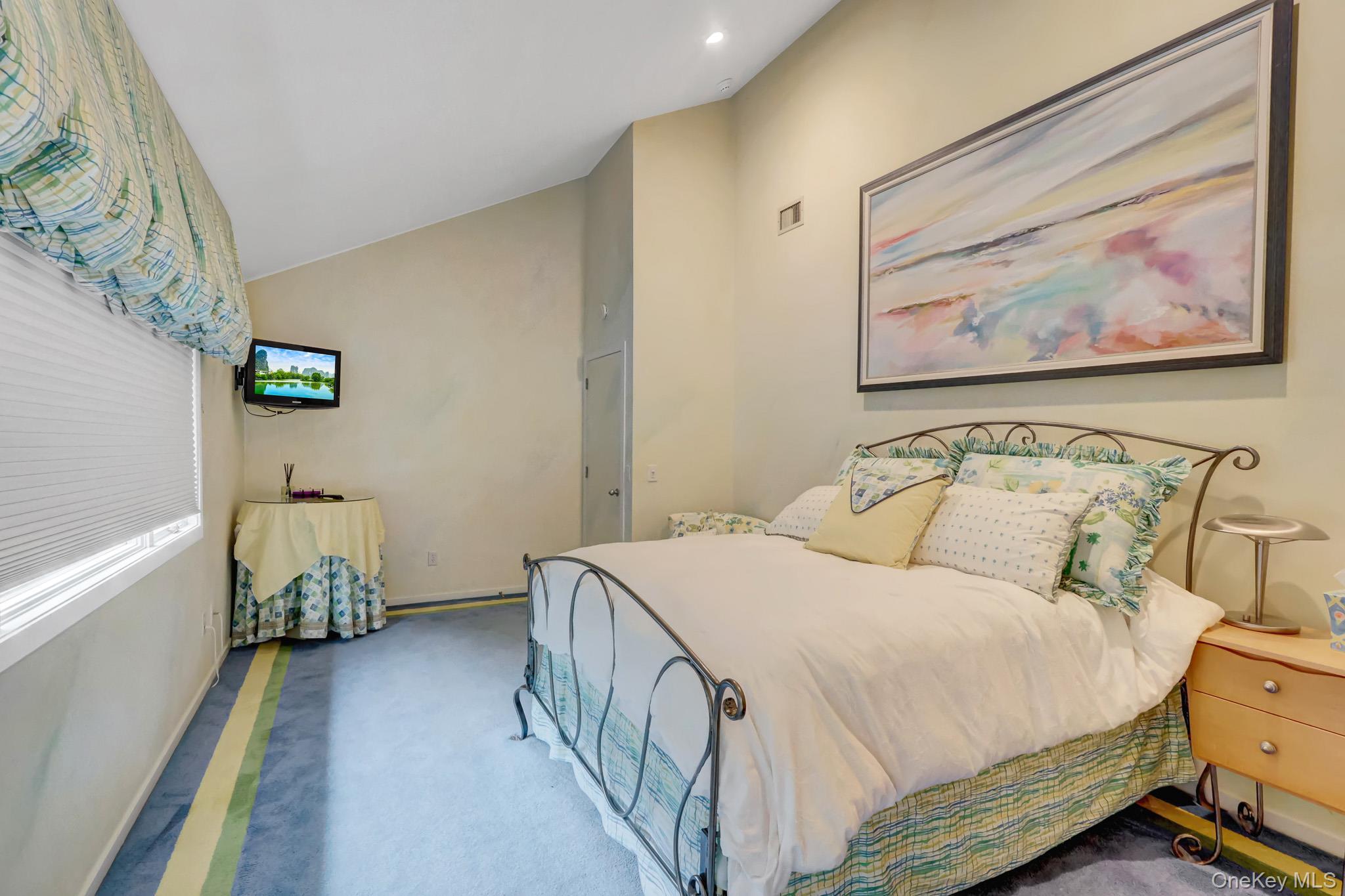 Single Family Plume Grass Way Suffolk County, NY 11977, MLS-1016100-37