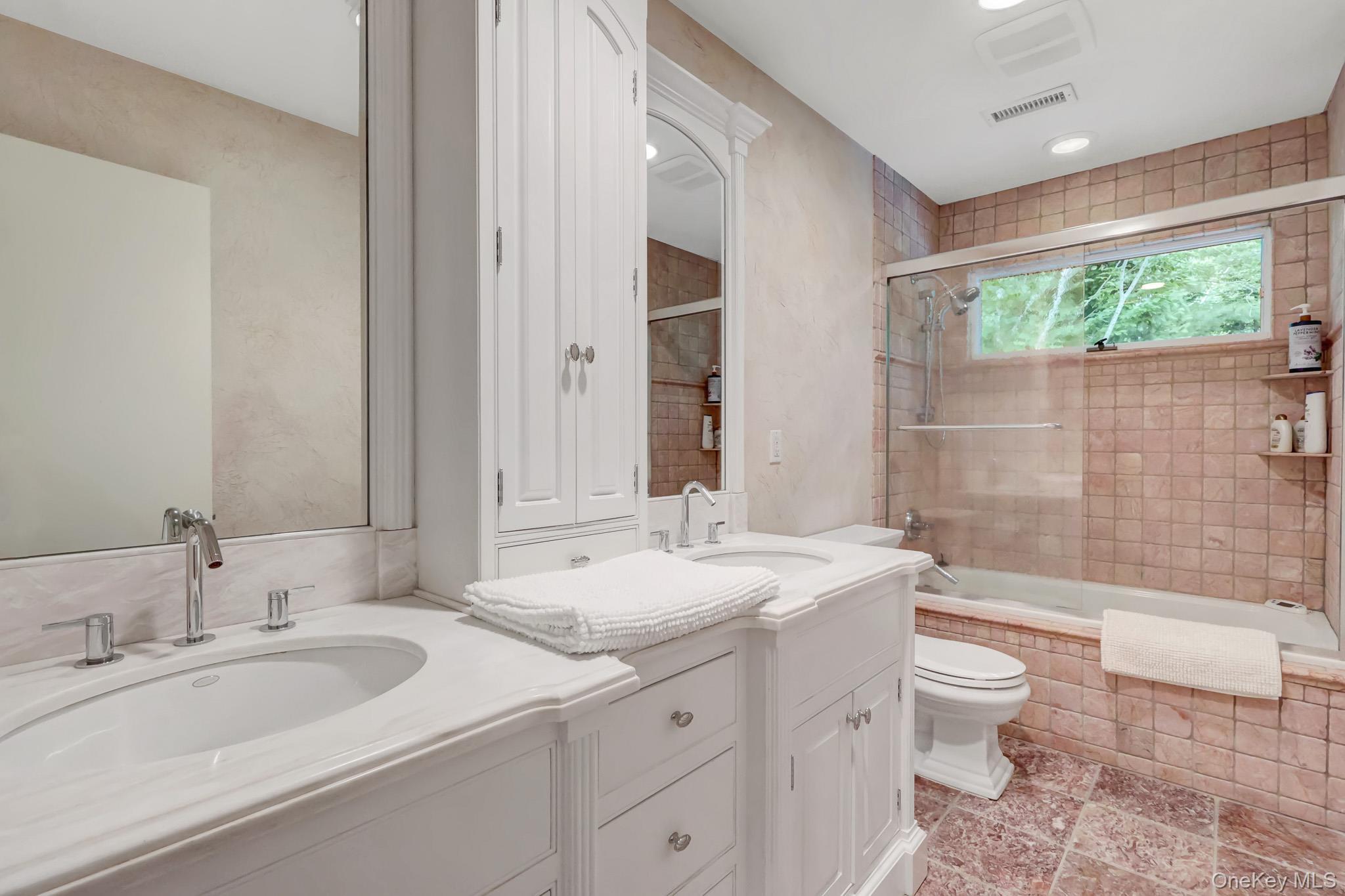 Single Family Plume Grass Way Suffolk County, NY 11977, MLS-1016100-42
