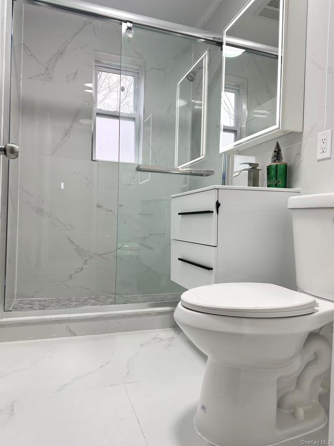 Single Family 205th Street  Queens, NY 11364, MLS-1016104-10