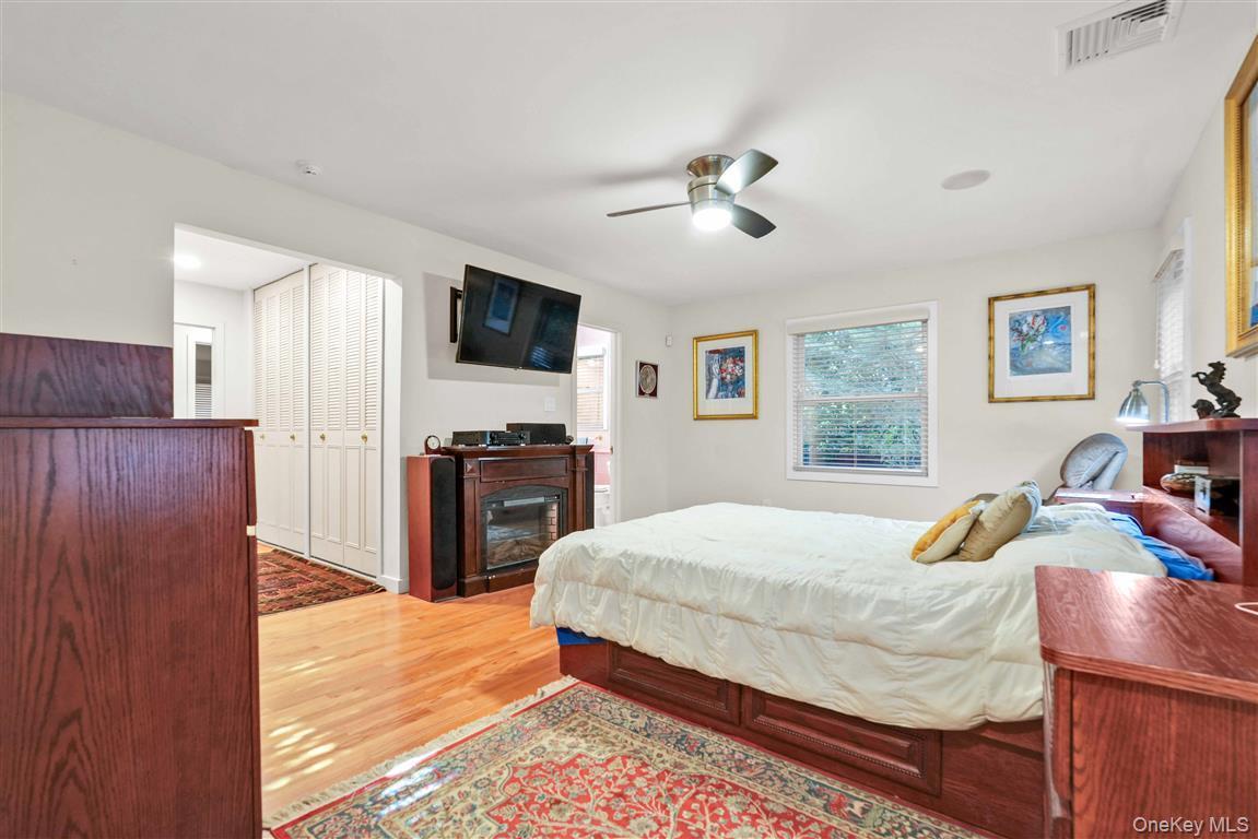 Single Family Park Lane  Queens, NY 11363, MLS-1016111-18