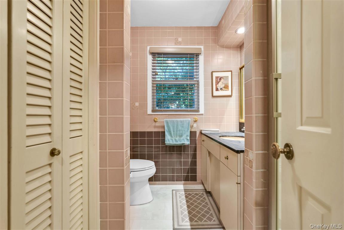 Single Family Park Lane  Queens, NY 11363, MLS-1016111-21
