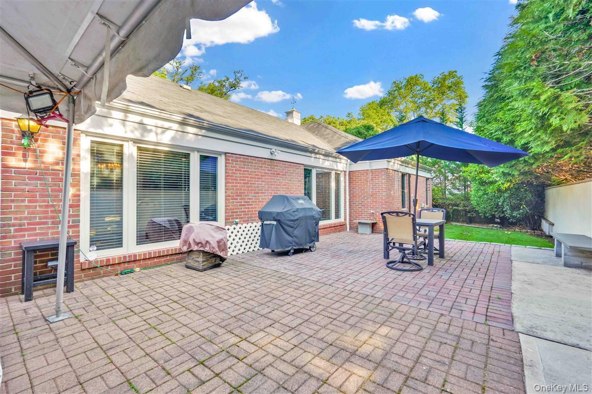 Single Family Park Lane  Queens, NY 11363, MLS-1016111-39