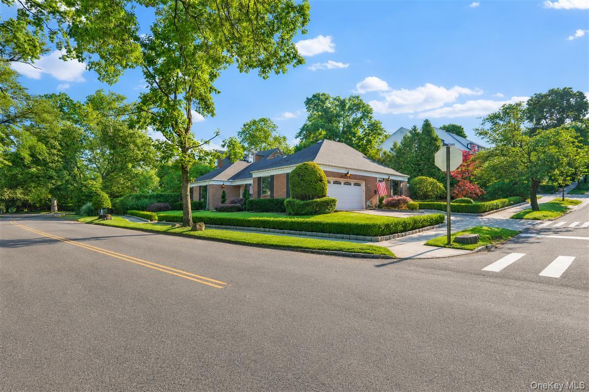 Single Family Park Lane  Queens, NY 11363, MLS-1016111-4