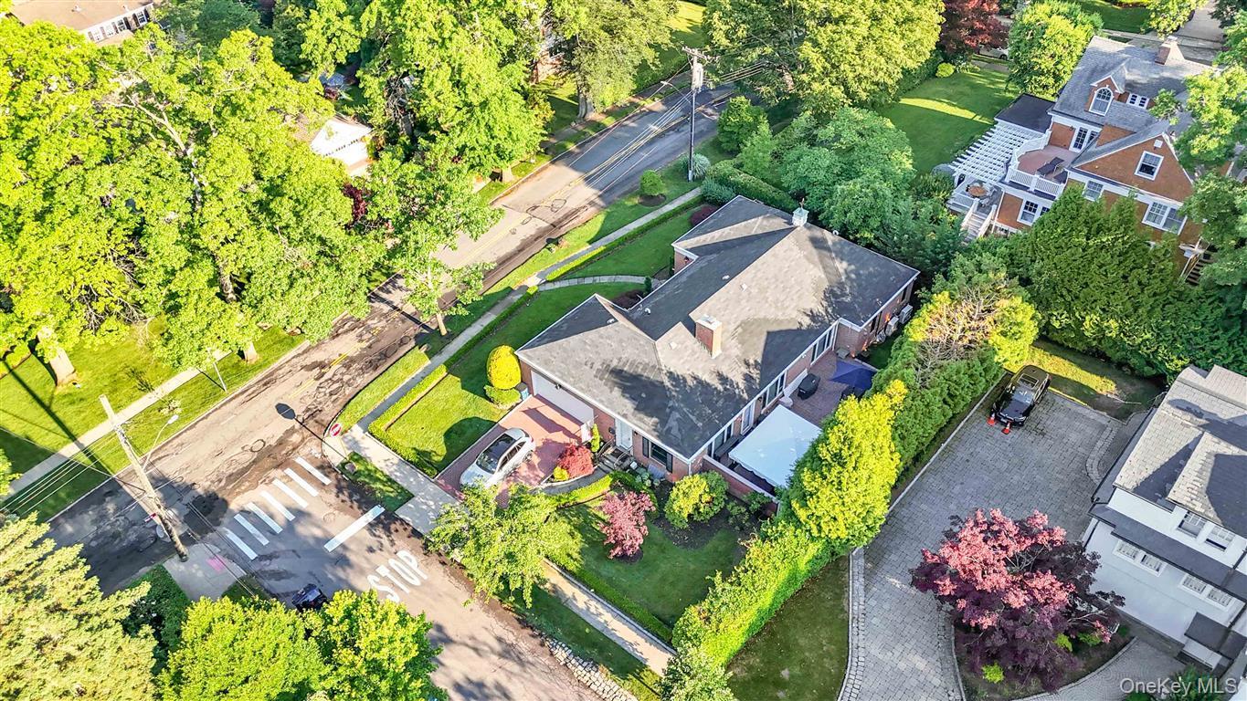 Single Family Park Lane  Queens, NY 11363, MLS-1016111-44