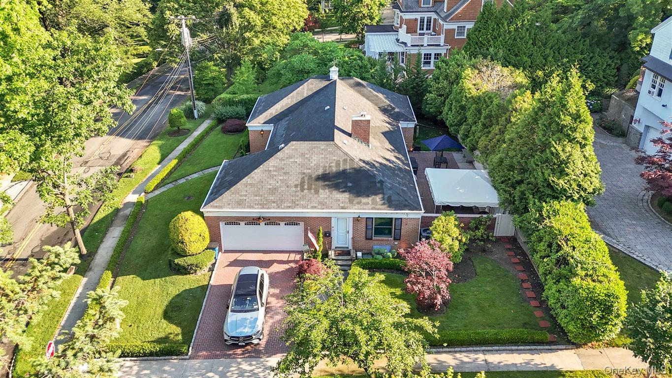 Single Family Park Lane  Queens, NY 11363, MLS-1016111-46
