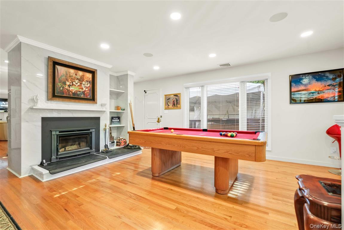 Single Family Park Lane  Queens, NY 11363, MLS-1016111-6
