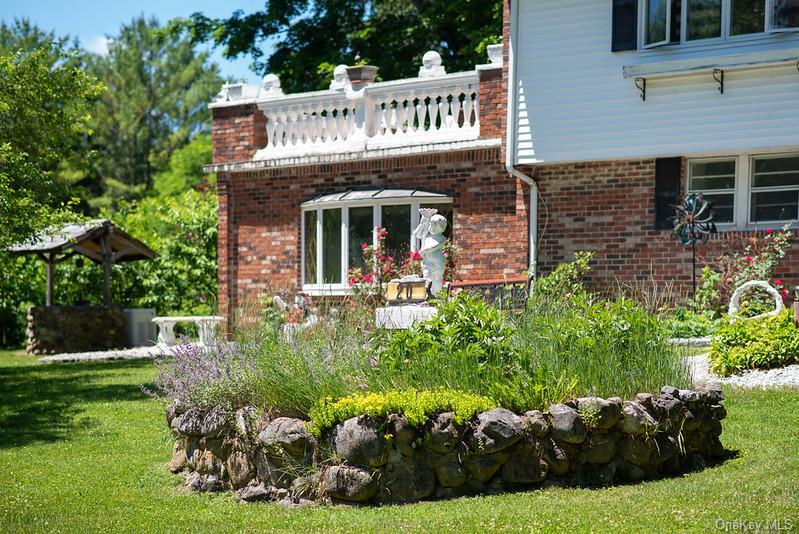 Single Family Craig Lane Dutchess County, NY 12522, MLS-1016112-24
