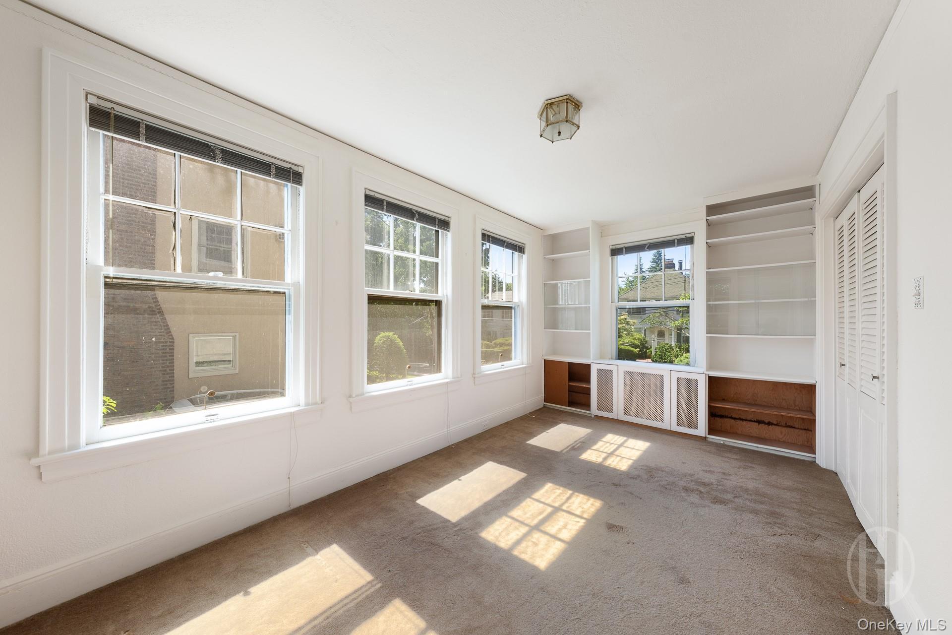 Single Family Carolina Road Queens, NY 11362, MLS-1016122-10