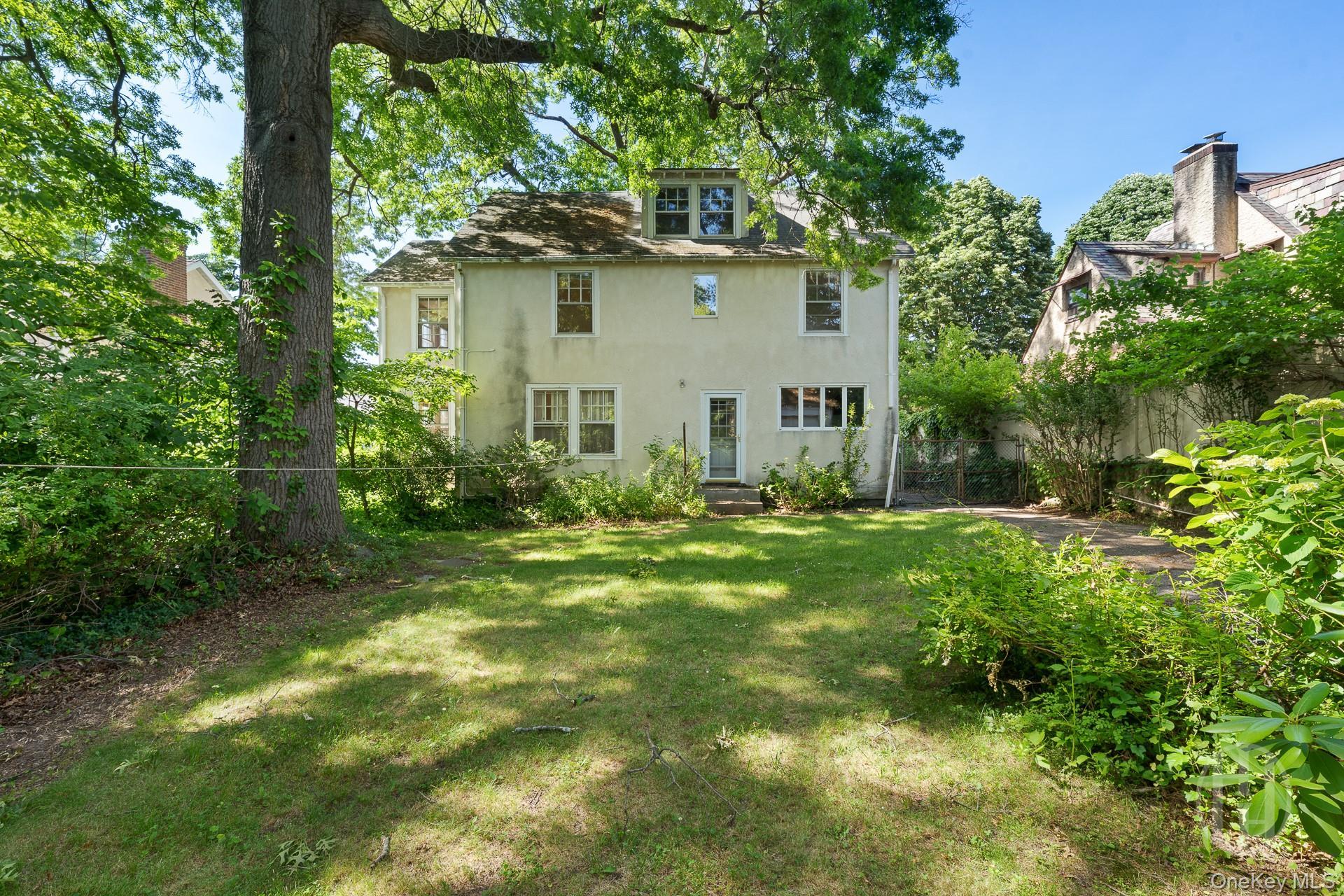 Single Family Carolina Road Queens, NY 11362, MLS-1016122-25
