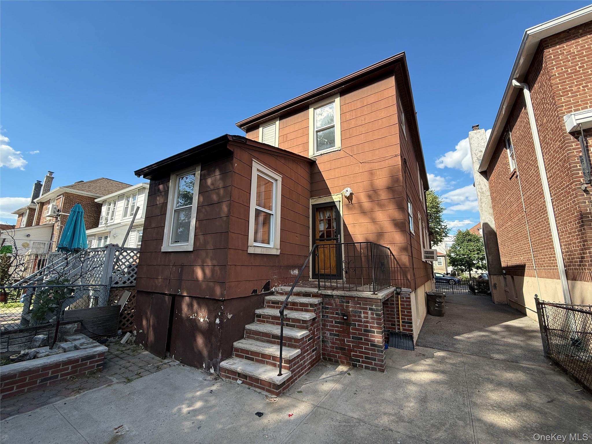 Single Family Lurting Bronx, NY 10461, MLS-1016126-15