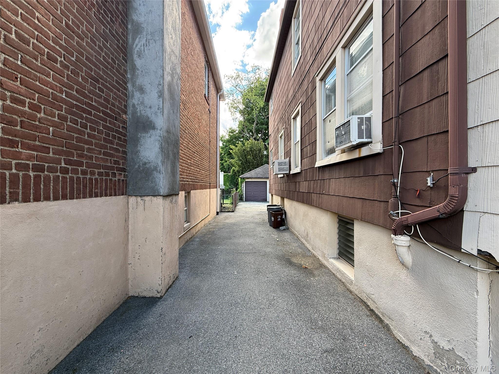 Single Family Lurting Bronx, NY 10461, MLS-1016126-18