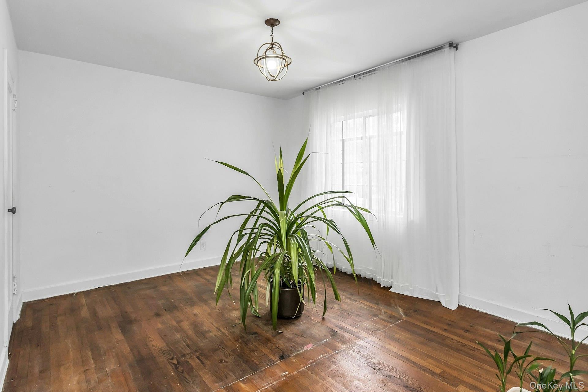 Single Family 152nd Street Queens, NY 11357, MLS-1016129-15