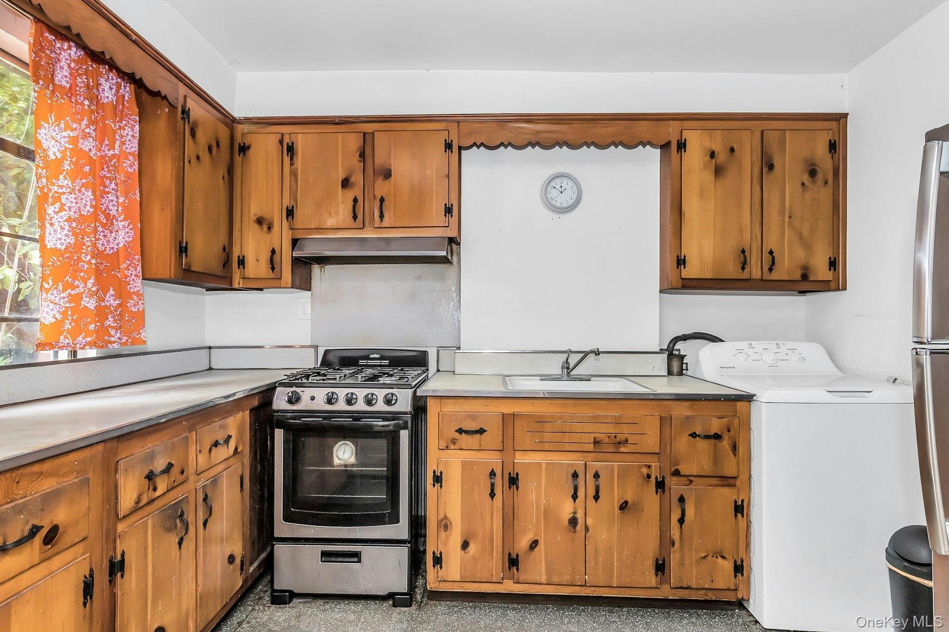 Single Family 152nd Street Queens, NY 11357, MLS-1016129-7