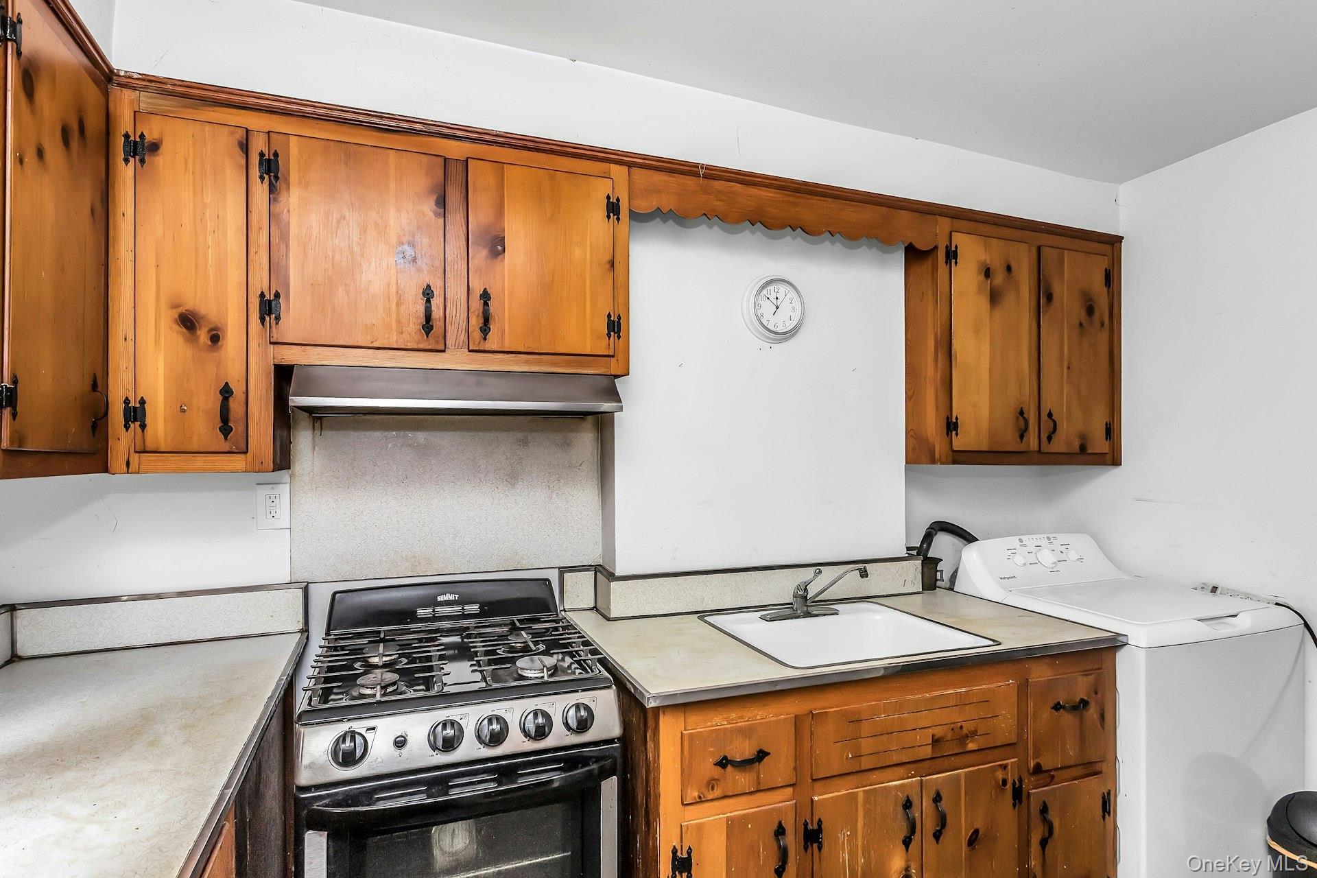 Single Family 152nd Street Queens, NY 11357, MLS-1016129-9