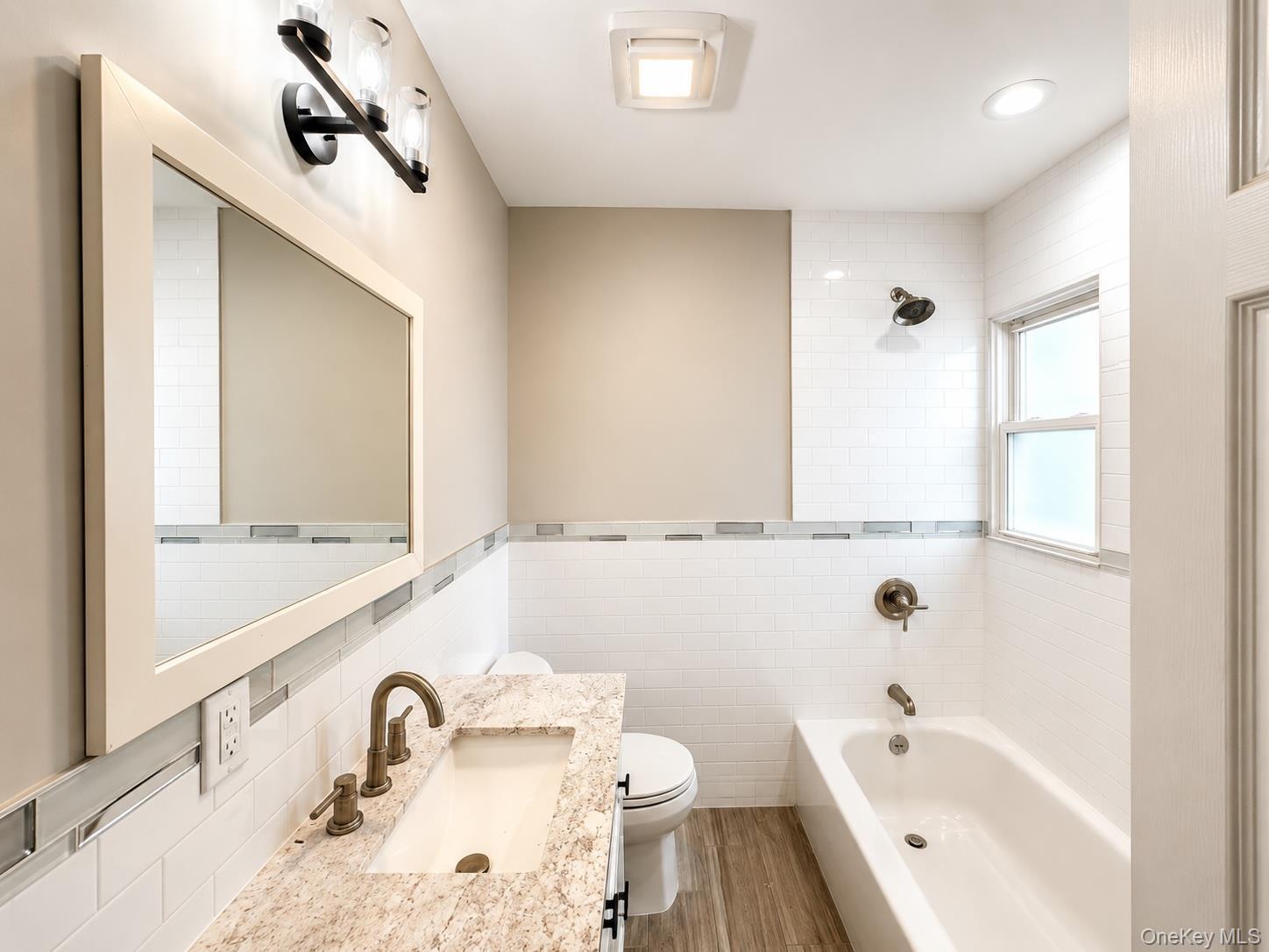 Single Family N Indiana Avenue  Suffolk County, NY 11757, MLS-1016149-12