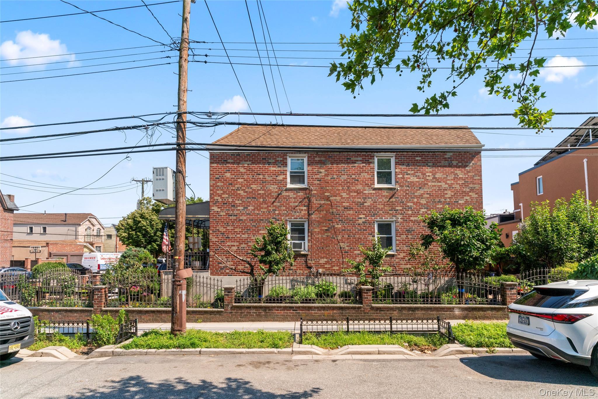 Single Family 70th Street Queens, NY 11378, MLS-1016176-34