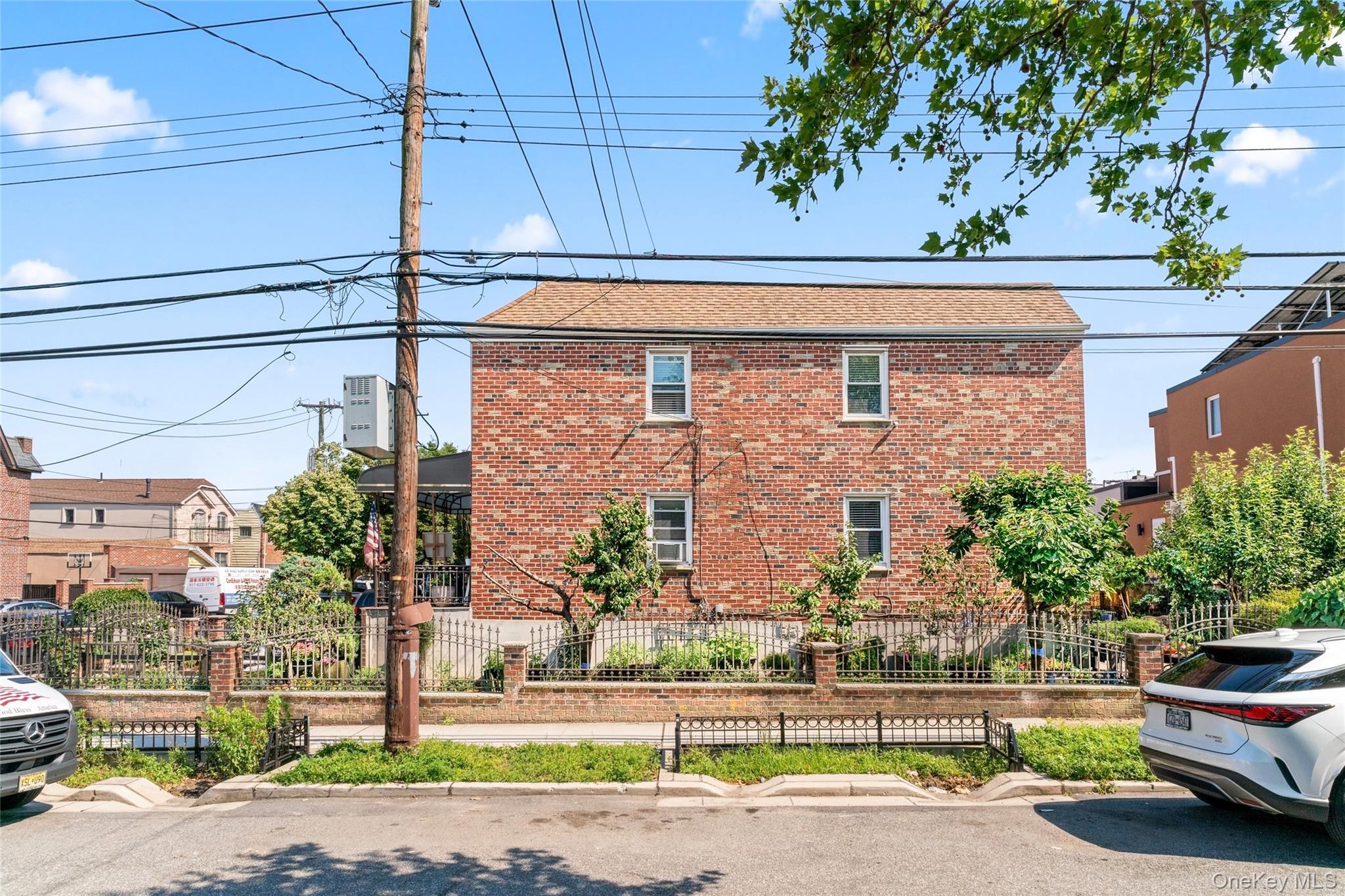 Single Family 70th Street Queens, NY 11378, MLS-1016176-36