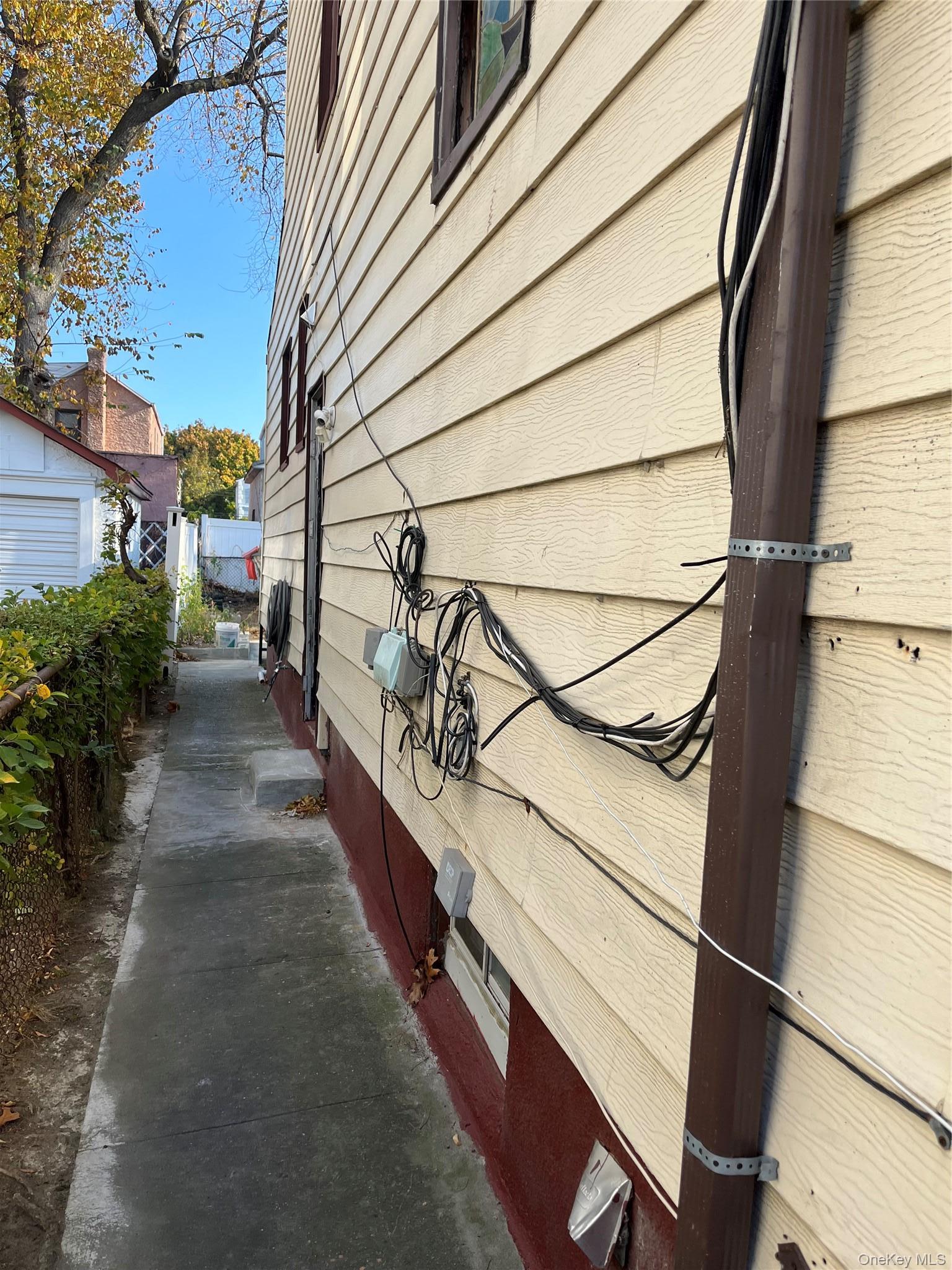 Single Family 230th Place Queens, NY 11413, MLS-1016208-15