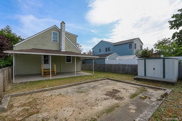 Single Family Laux Place Nassau County, NY 11710, MLS-1016254-17