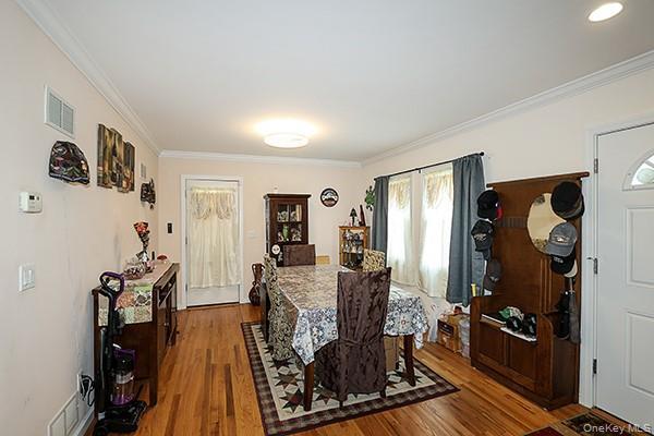 Single Family Laux Place Nassau County, NY 11710, MLS-1016254-6