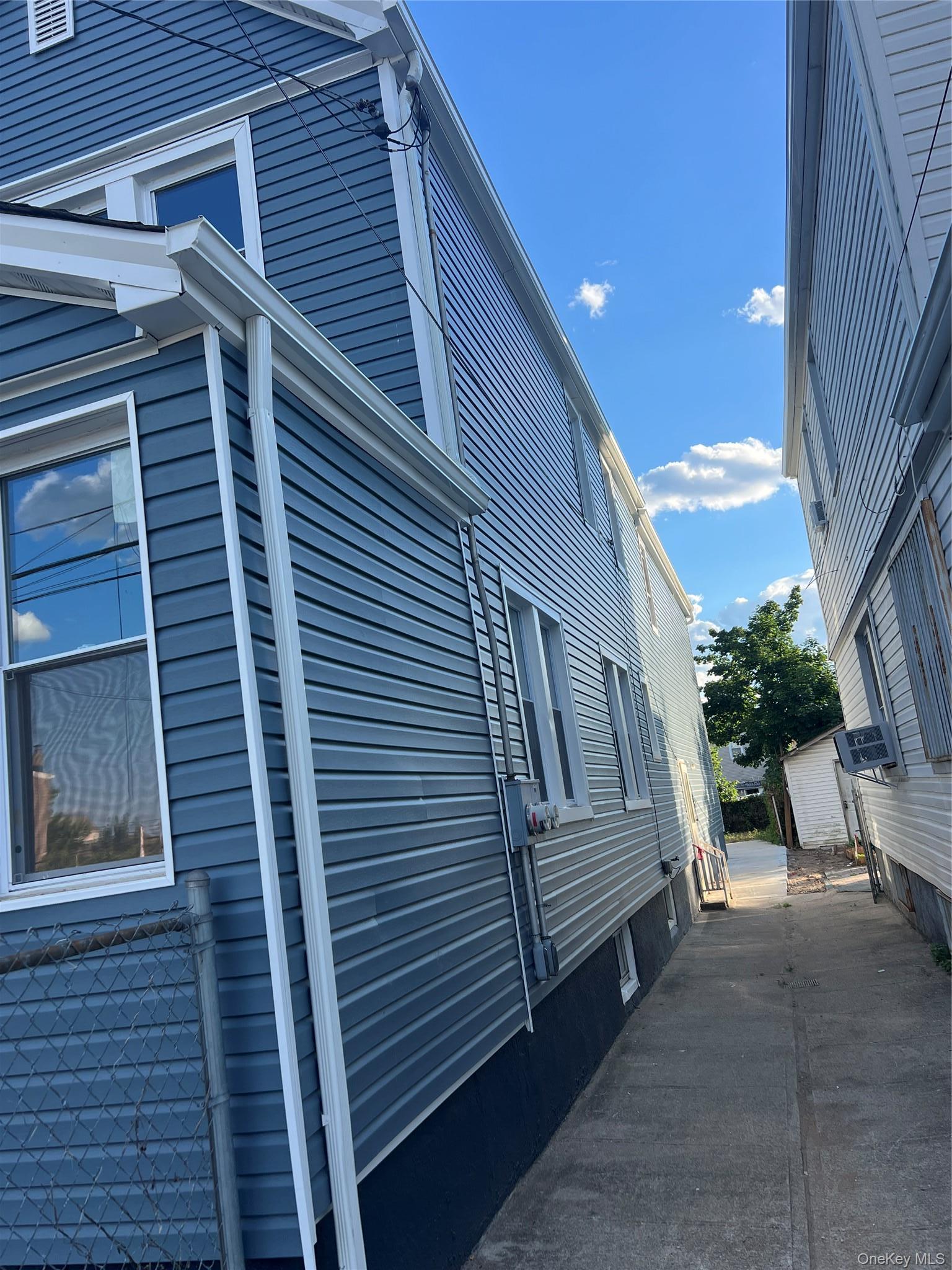Single Family Union Hall Street  Queens, NY 11433, MLS-1016308-4