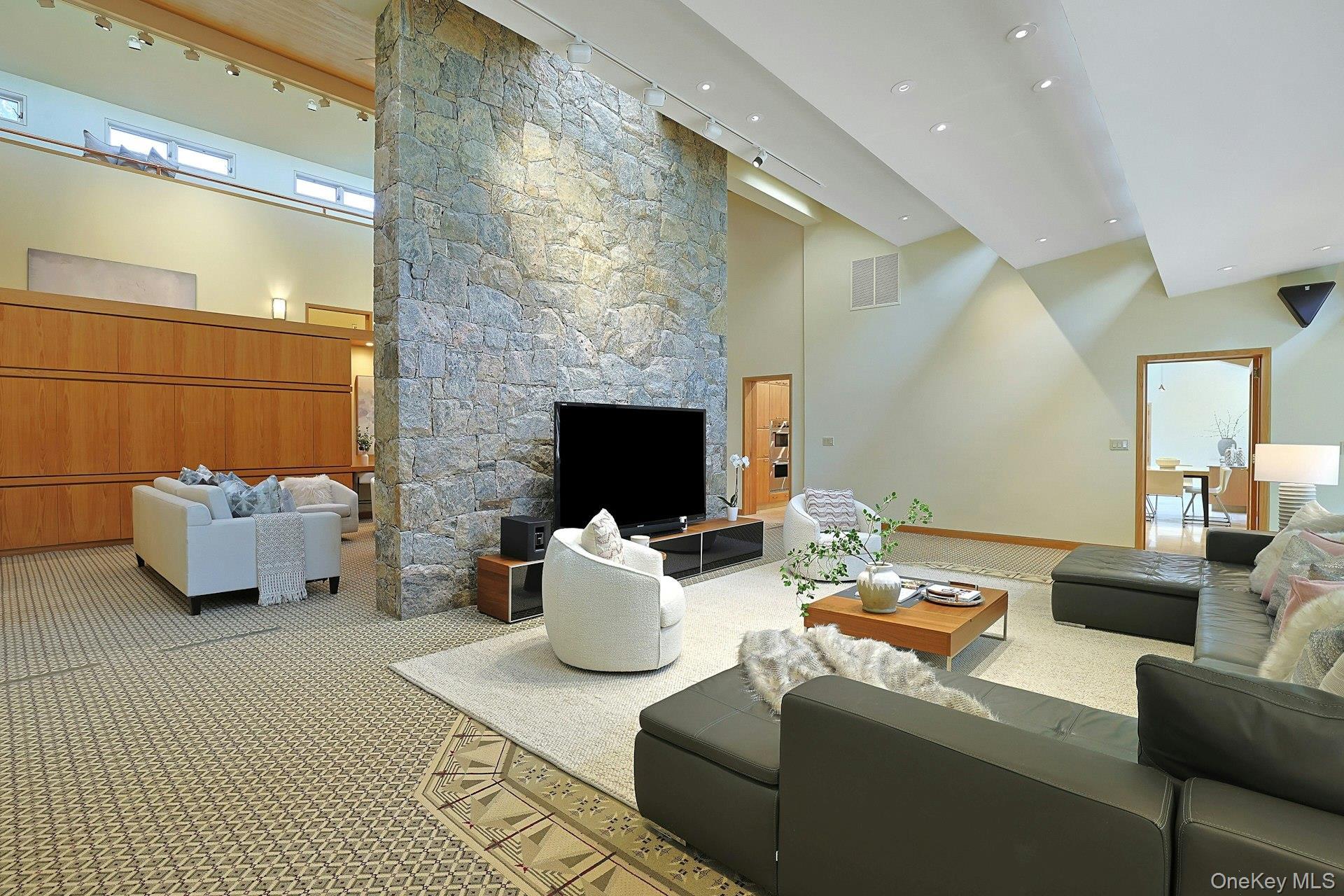 Single Family Murray Hill Road  Westchester County, NY 10583, MLS-1016358-13