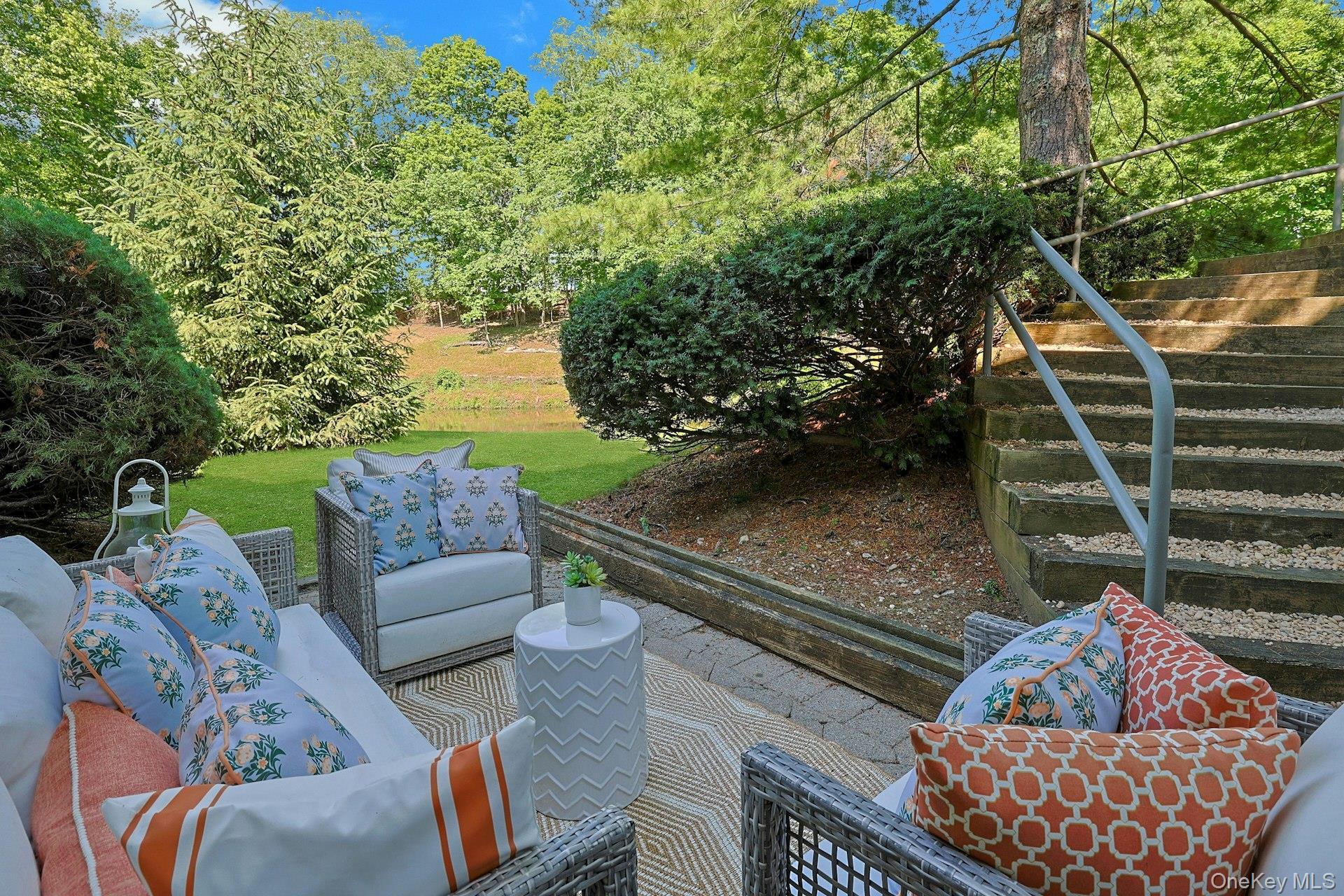 Single Family Murray Hill Road  Westchester County, NY 10583, MLS-1016358-33