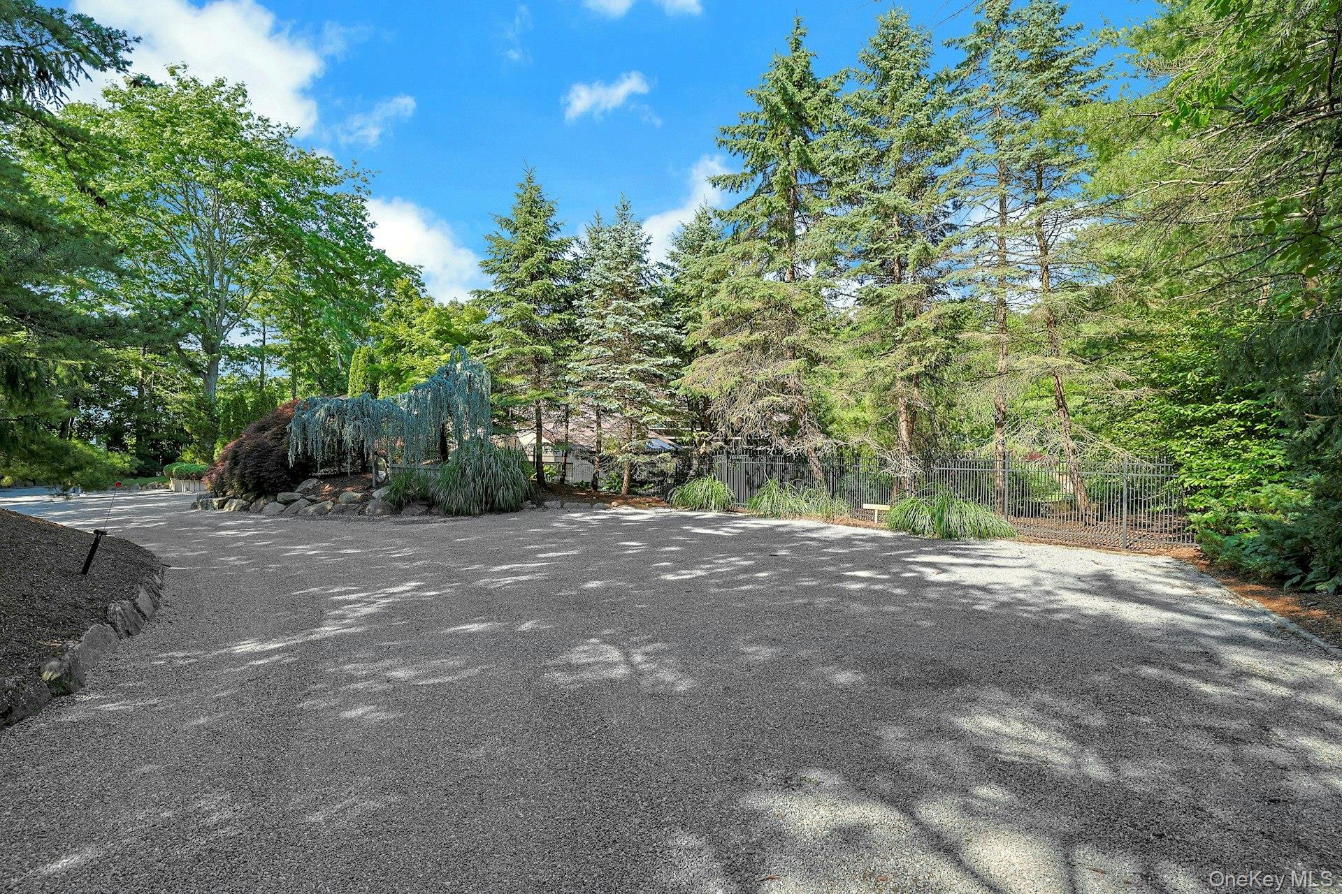 Single Family Murray Hill Road  Westchester County, NY 10583, MLS-1016358-37