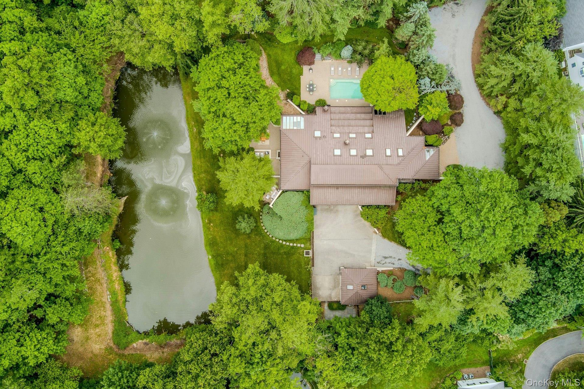 Single Family Murray Hill Road  Westchester County, NY 10583, MLS-1016358-41
