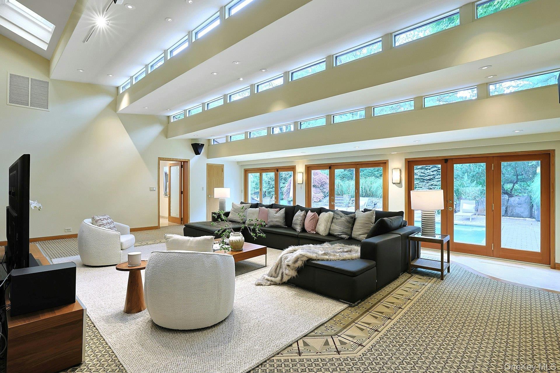 Single Family Murray Hill Road  Westchester County, NY 10583, MLS-1016358-6