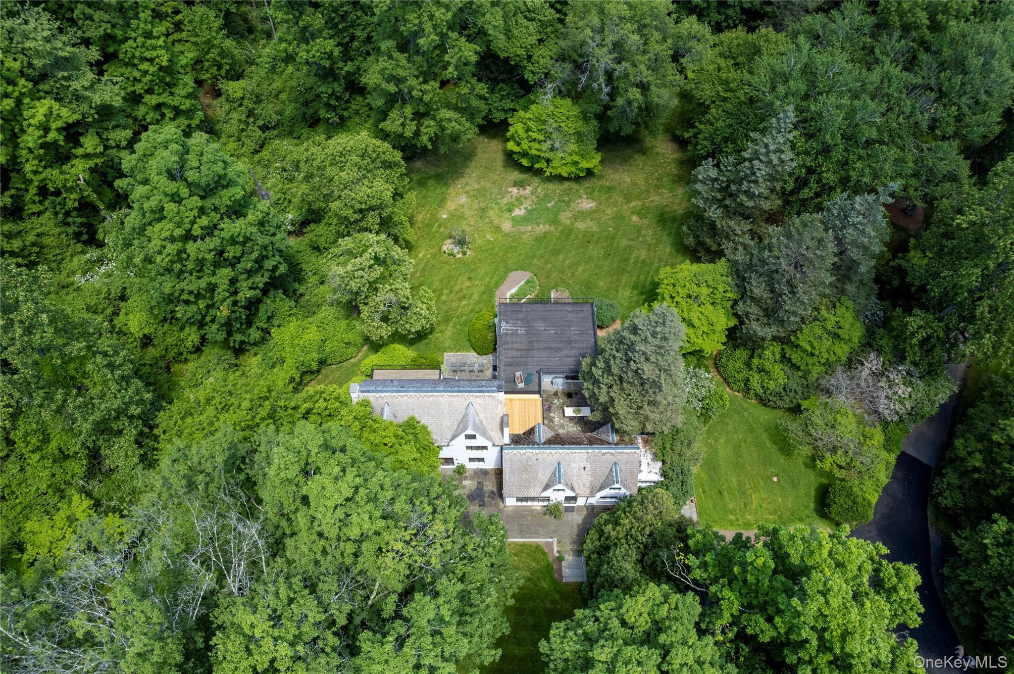 Single Family S Mountain Road  Rockland County, NY 10956, MLS-1016409-15