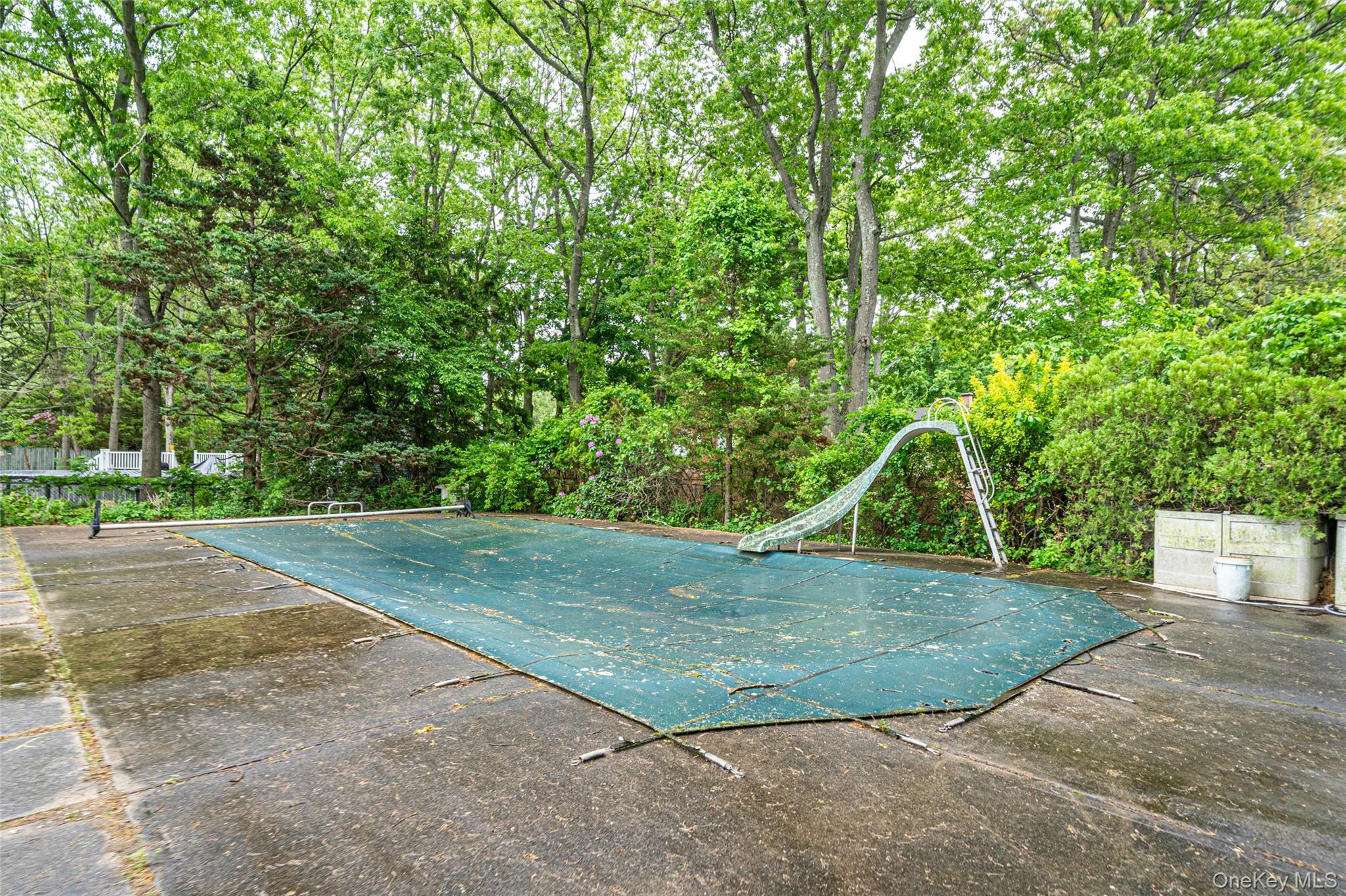 Single Family Lodge Lane  Suffolk County, NY 11733, MLS-1016432-28