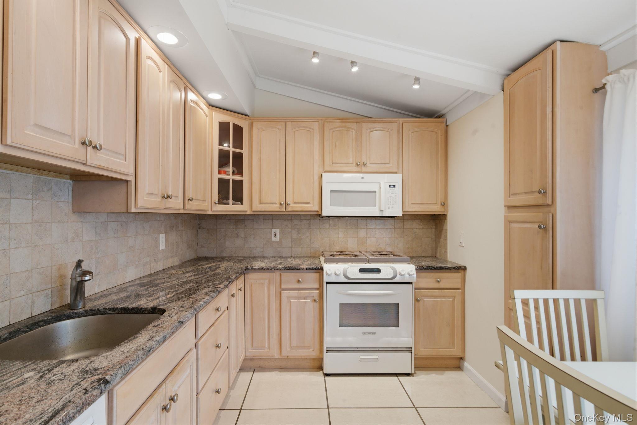 Single Family Lodge Lane  Suffolk County, NY 11733, MLS-1016432-7