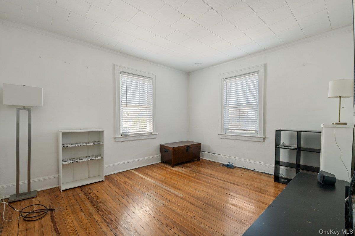 Single Family Commonwealth Boulevard Queens, NY 11426, MLS-1016455-11