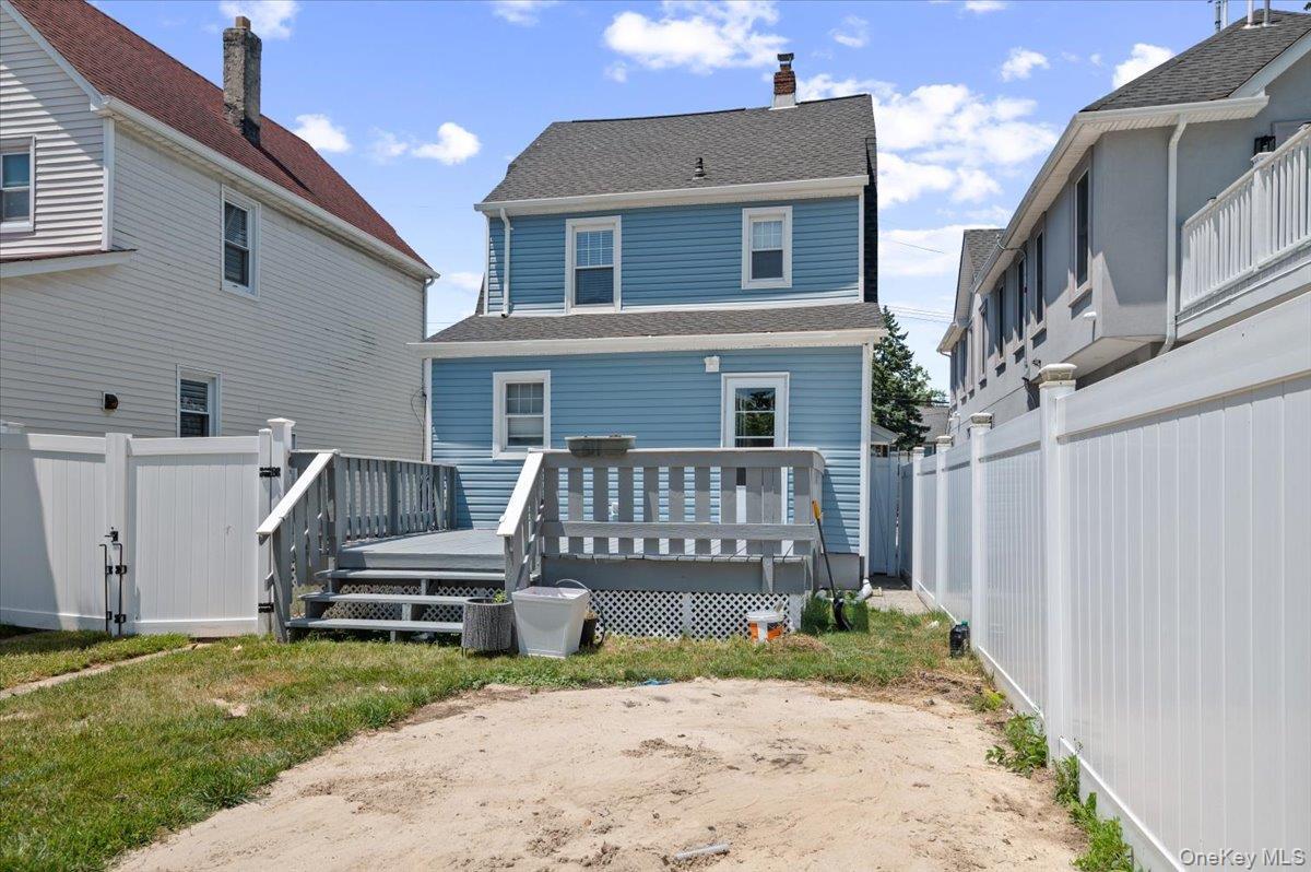 Single Family Commonwealth Boulevard Queens, NY 11426, MLS-1016455-21