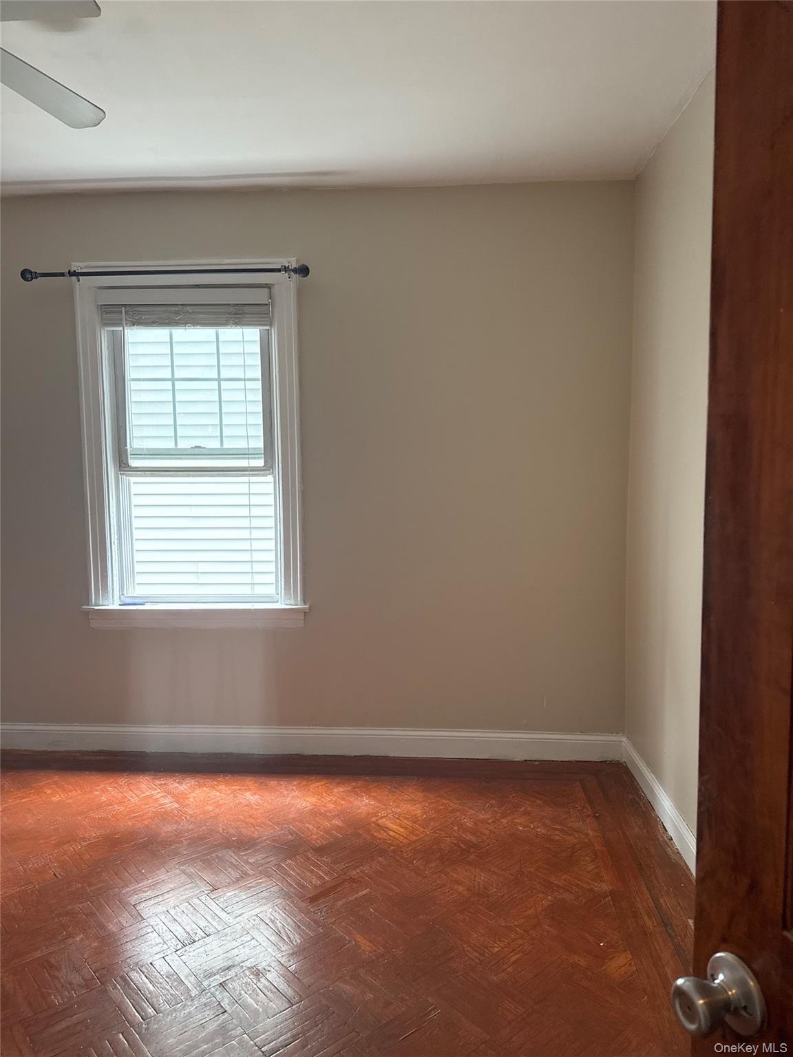Single Family Commonwealth Boulevard Queens, NY 11426, MLS-1016455-22