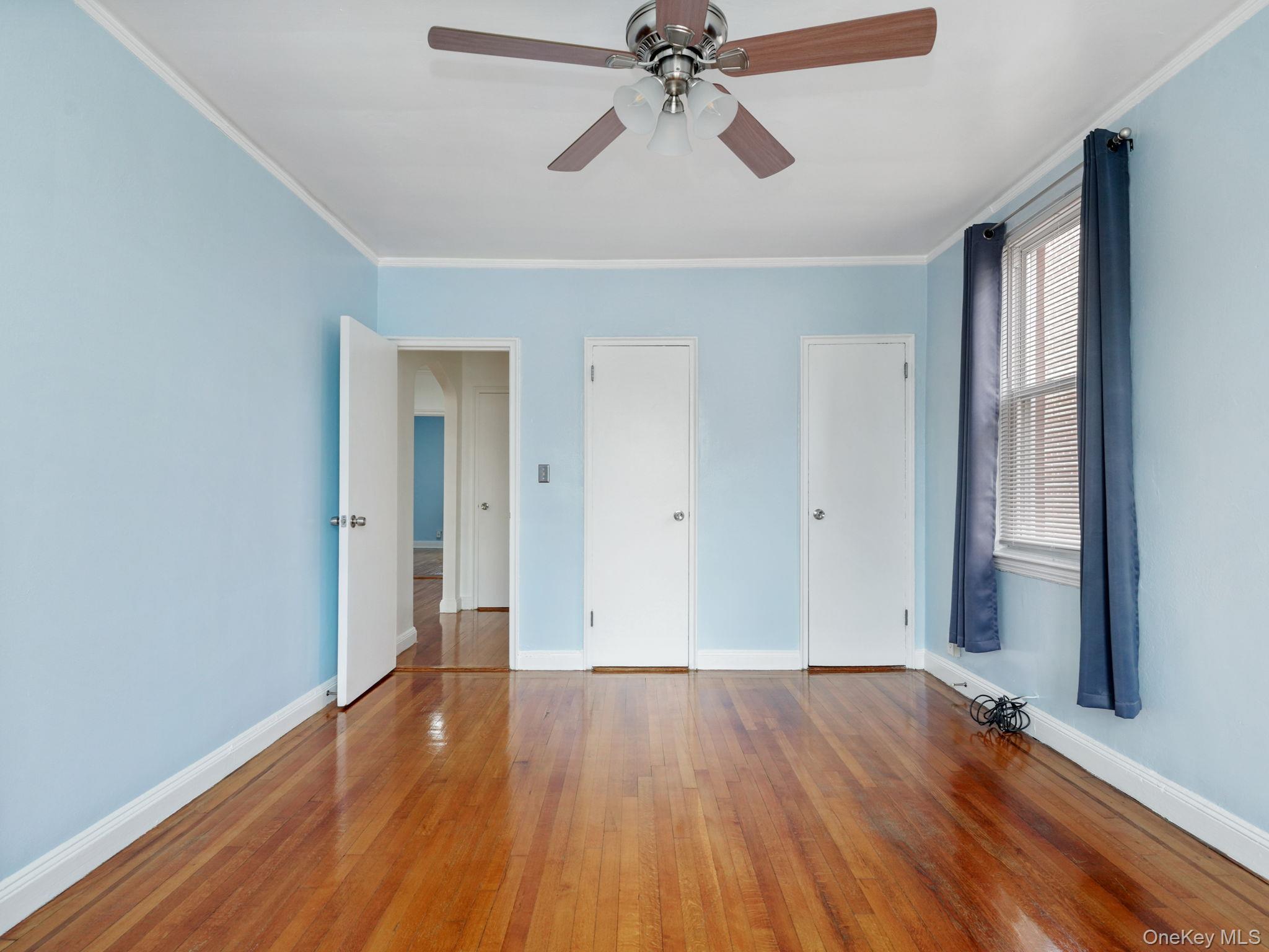 Single Family Matilda Avenue Bronx, NY 10470, MLS-1016469-23