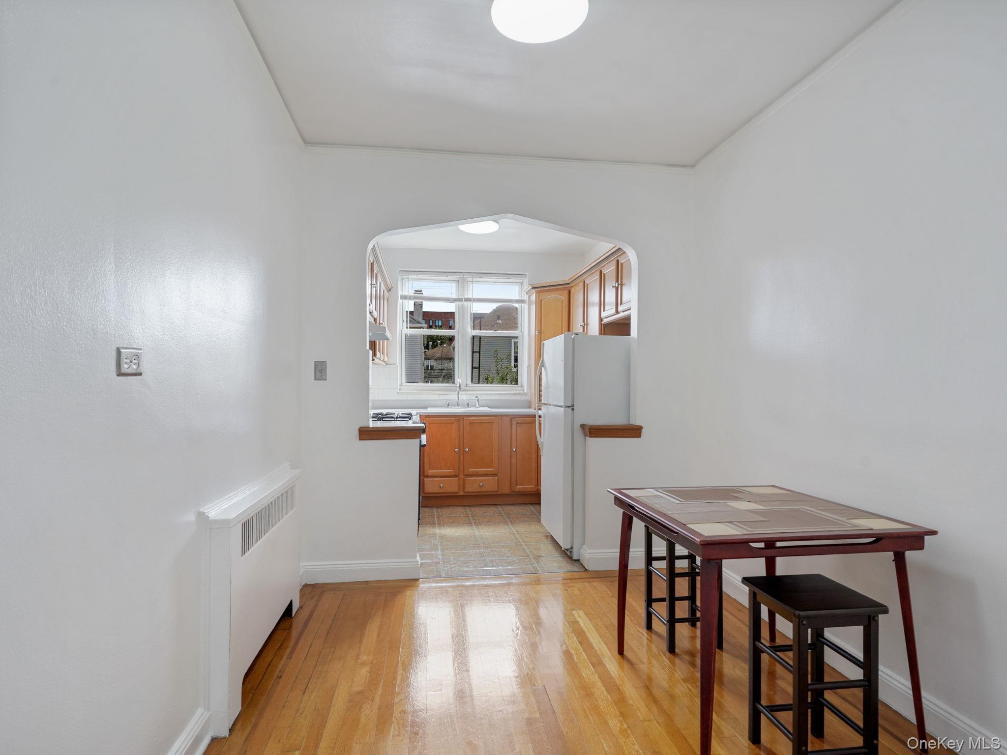 Single Family Matilda Avenue Bronx, NY 10470, MLS-1016469-24