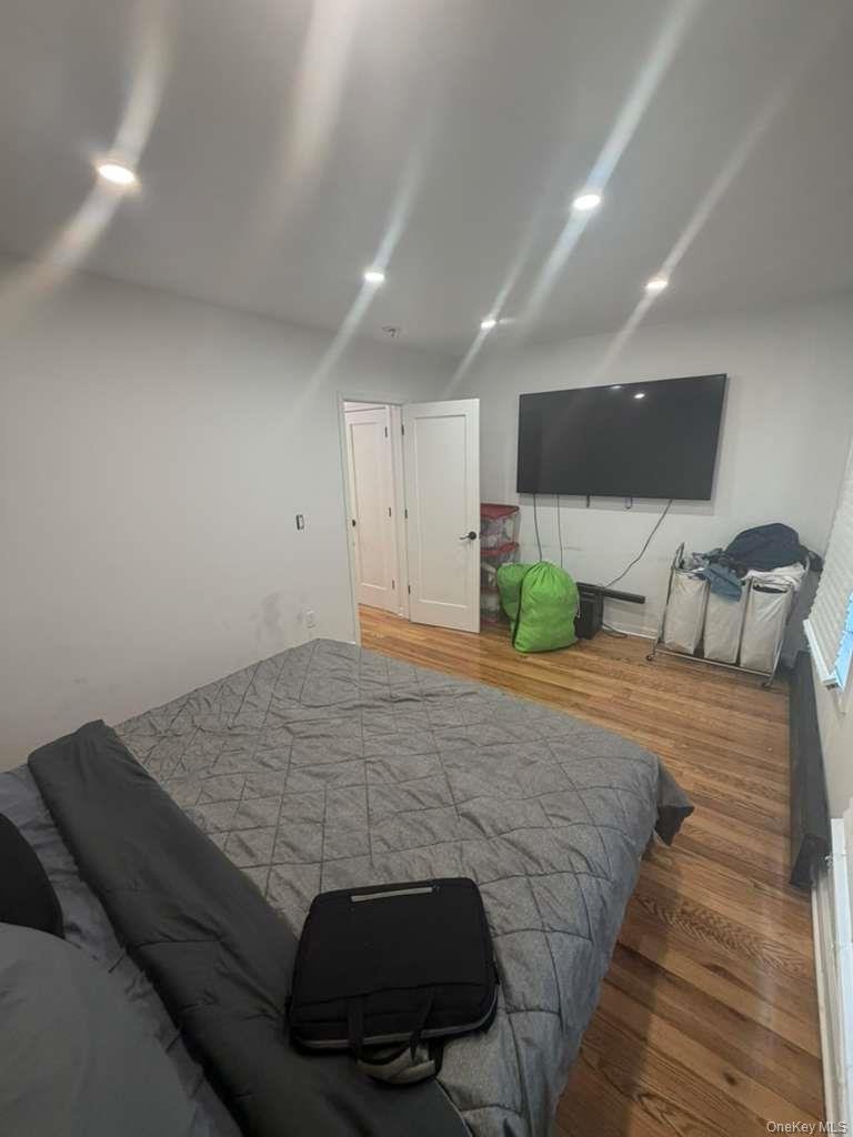 Single Family Linden Boulevard Queens, NY 11417, MLS-1016470-21