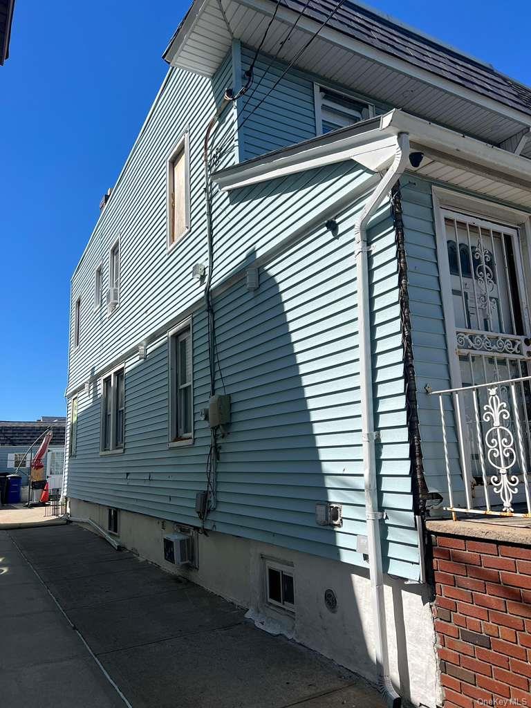 Single Family Linden Boulevard Queens, NY 11417, MLS-1016470-3