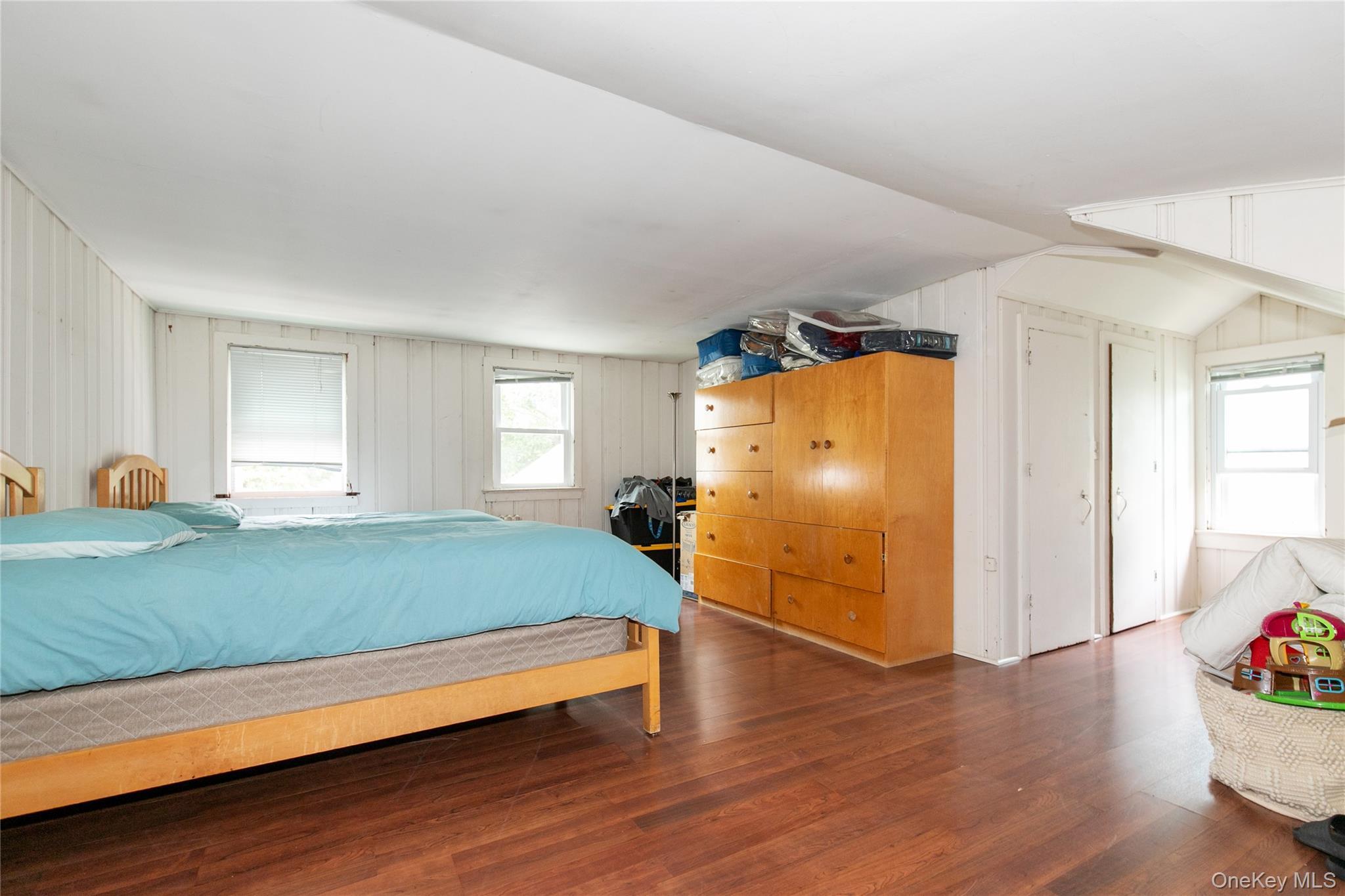 Single Family Summit Avenue  Nassau County, NY 11516, MLS-1016485-18