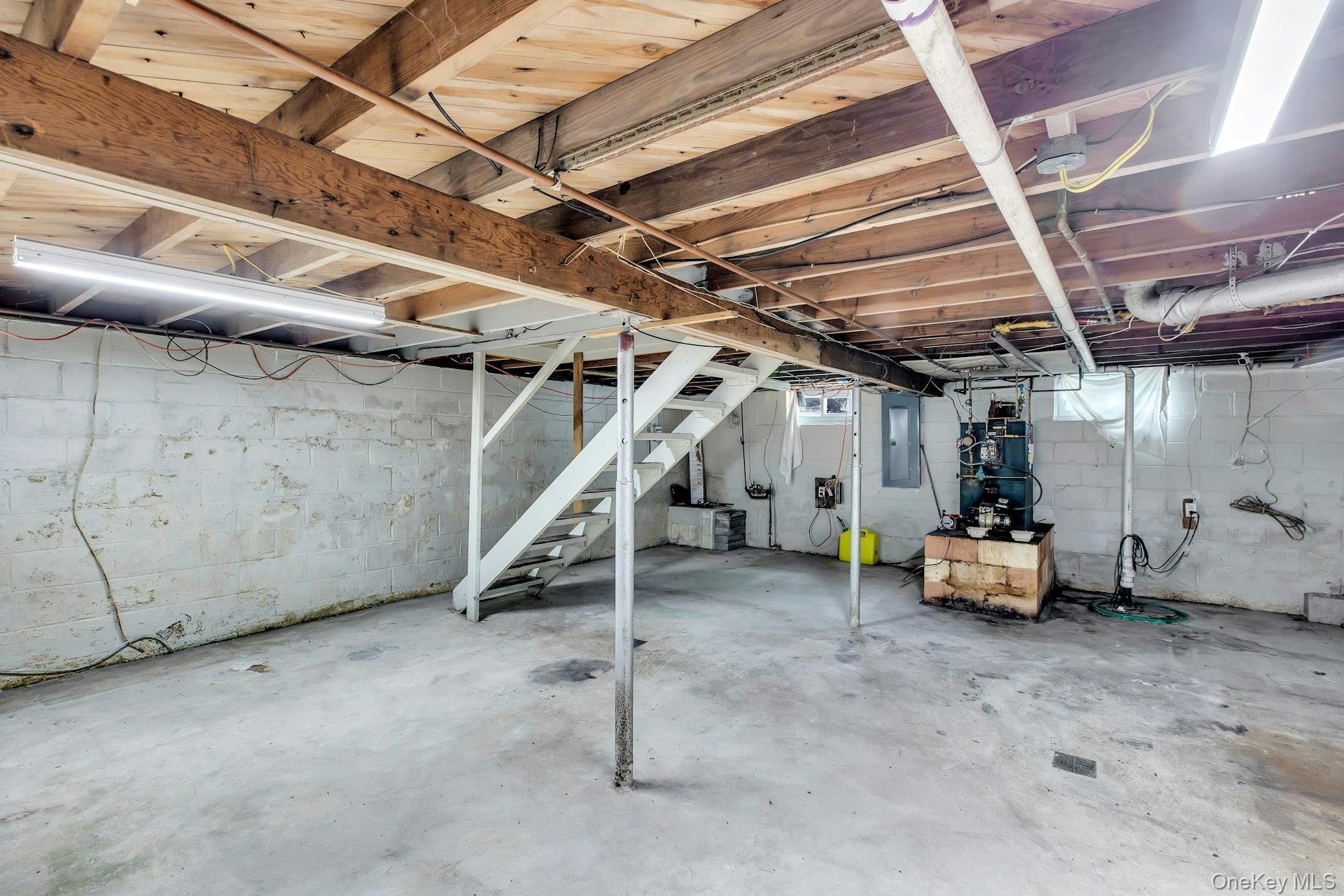 Single Family Washington Drive Suffolk County, NY 11951, MLS-1016500-19