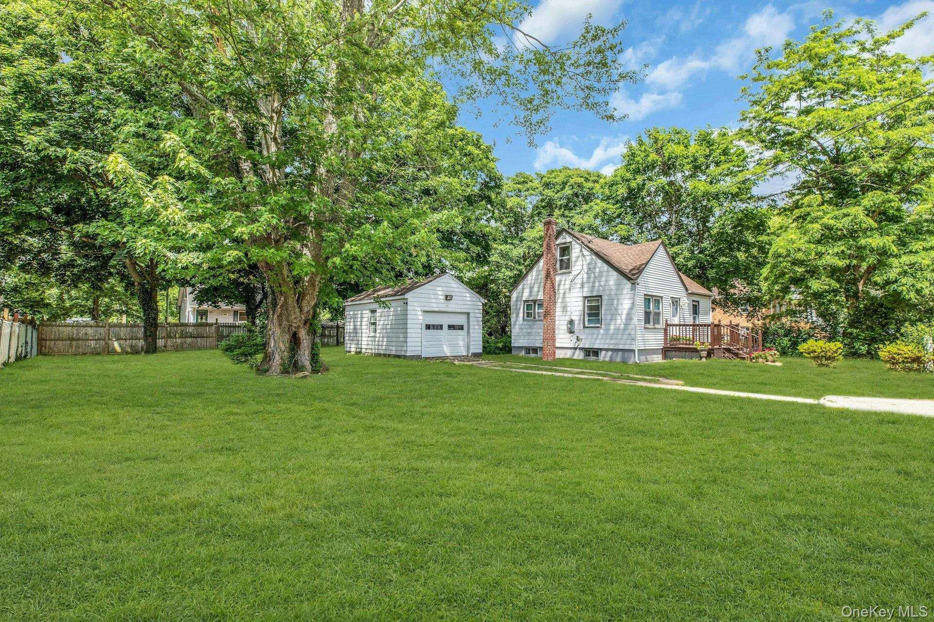 Single Family Washington Drive Suffolk County, NY 11951, MLS-1016500-5