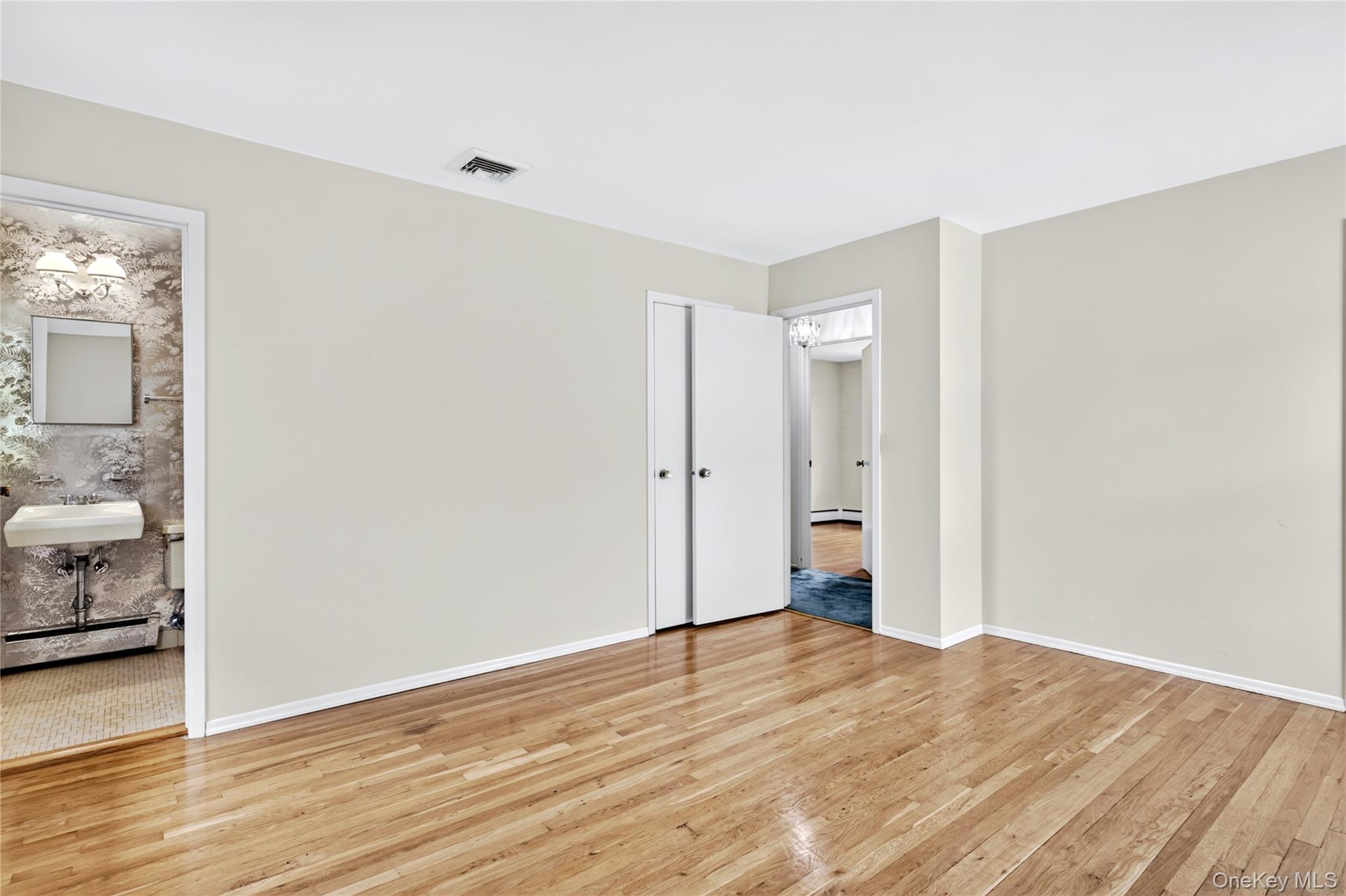 Single Family University Street  Nassau County, NY 11581, MLS-1016520-11