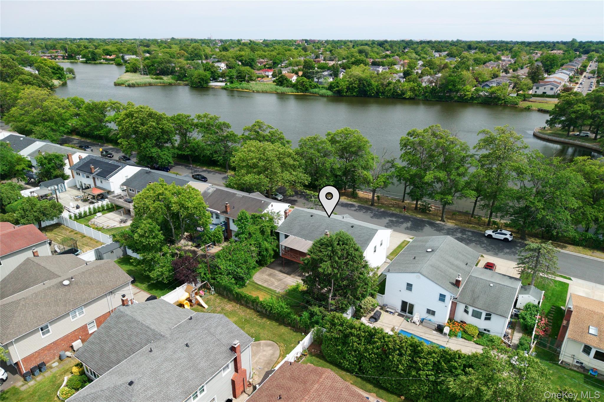 Single Family University Street  Nassau County, NY 11581, MLS-1016520-16